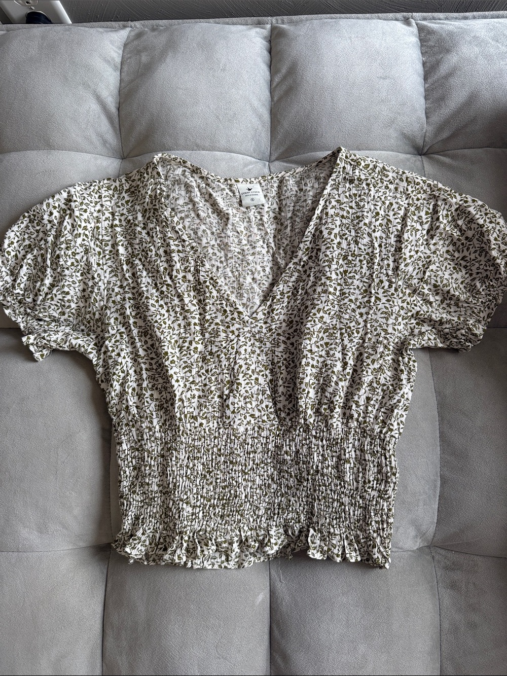 Paper Crane Olive Leaf Print Smocked-Hem V-Neck Blouse